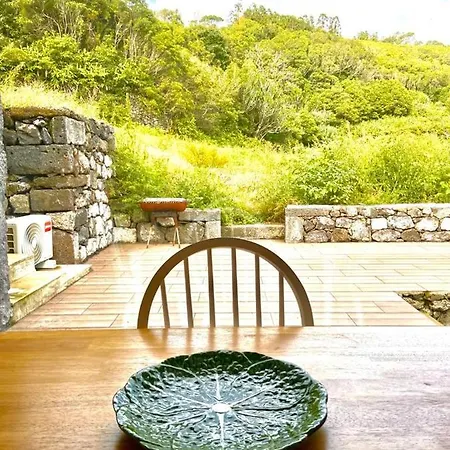 Casa De Foros * Ribeirinha (Pico Island)